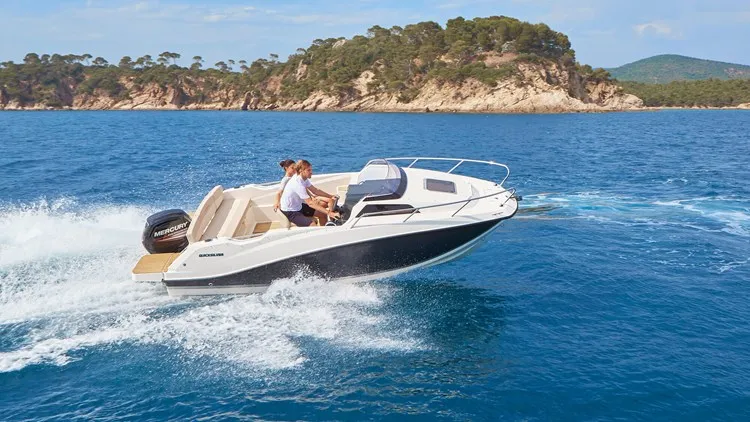 Quicksilver Activ 555 Open