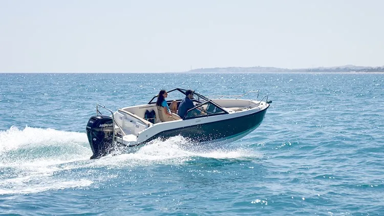 Quicksilver Activ 555 Open