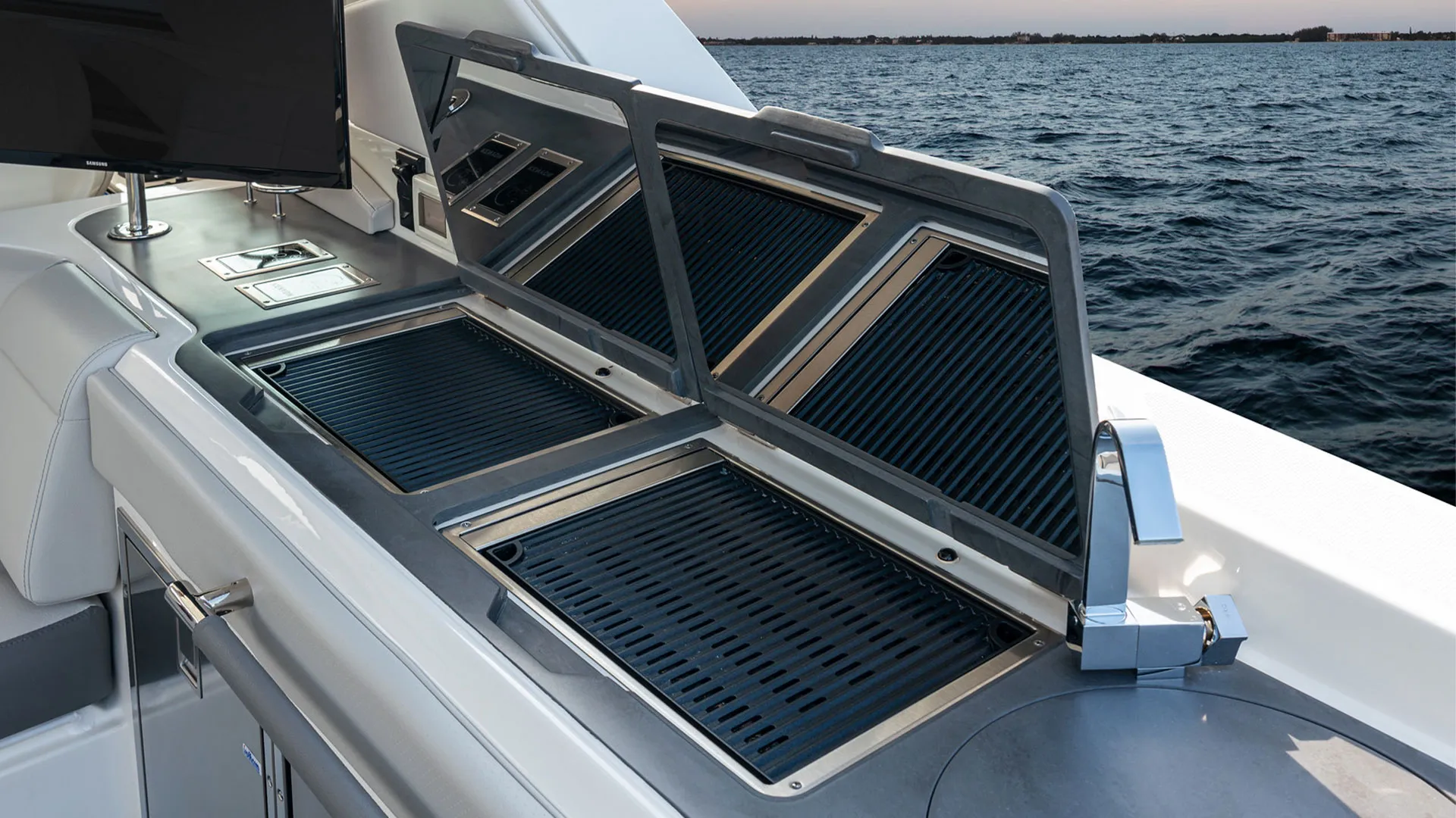 Sea Ray SLX 400