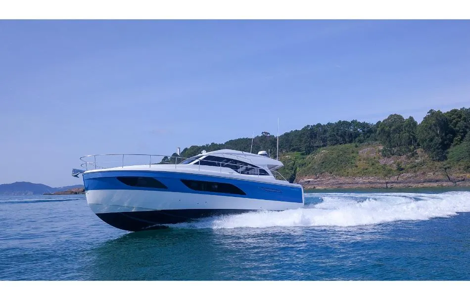 RODMAN 42 COUPE