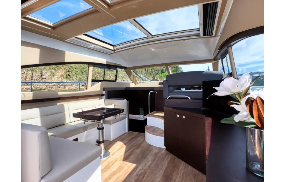 RODMAN 42 COUPE
