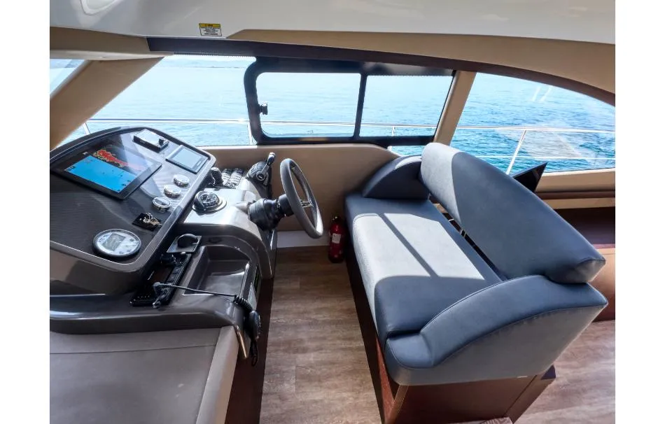 RODMAN 42 COUPE