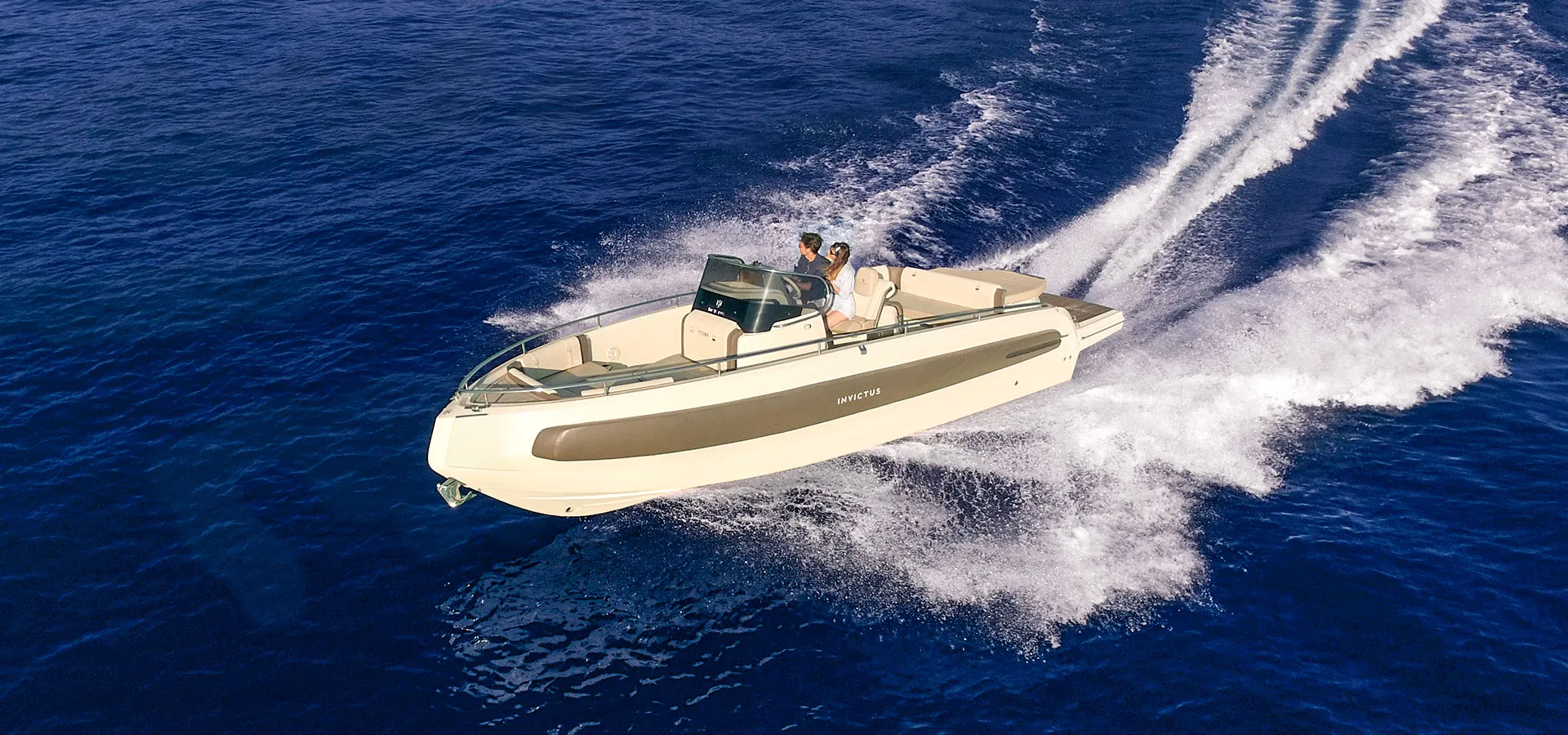 Invictus 280 TT
