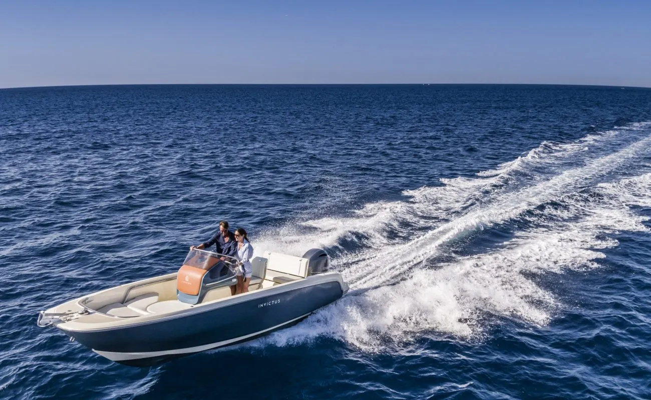 Invictus FX 200