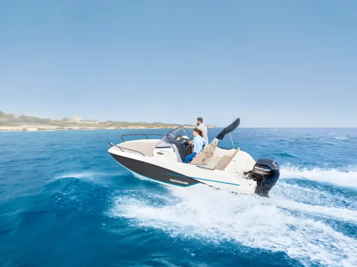 Quicksilver Activ 605 Sundeck