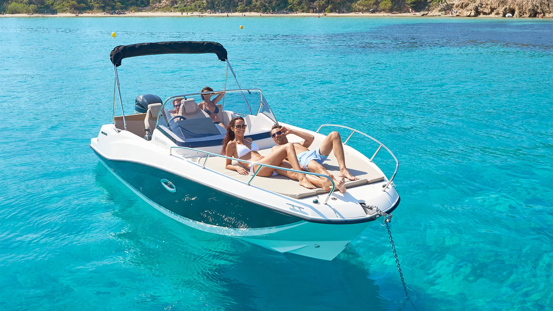 Quicksilver Activ 675 Sundeck