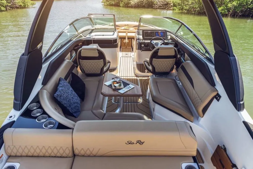 Sea Ray SDX 260 Surf