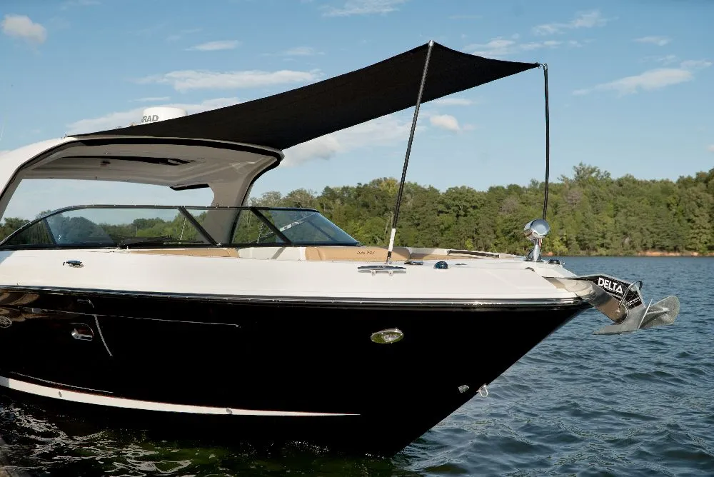 Sea Ray SLX 350 OB