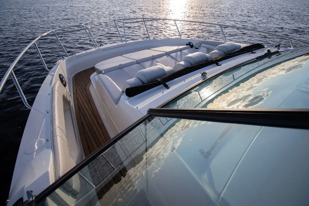 Sea Ray Sundancer 320