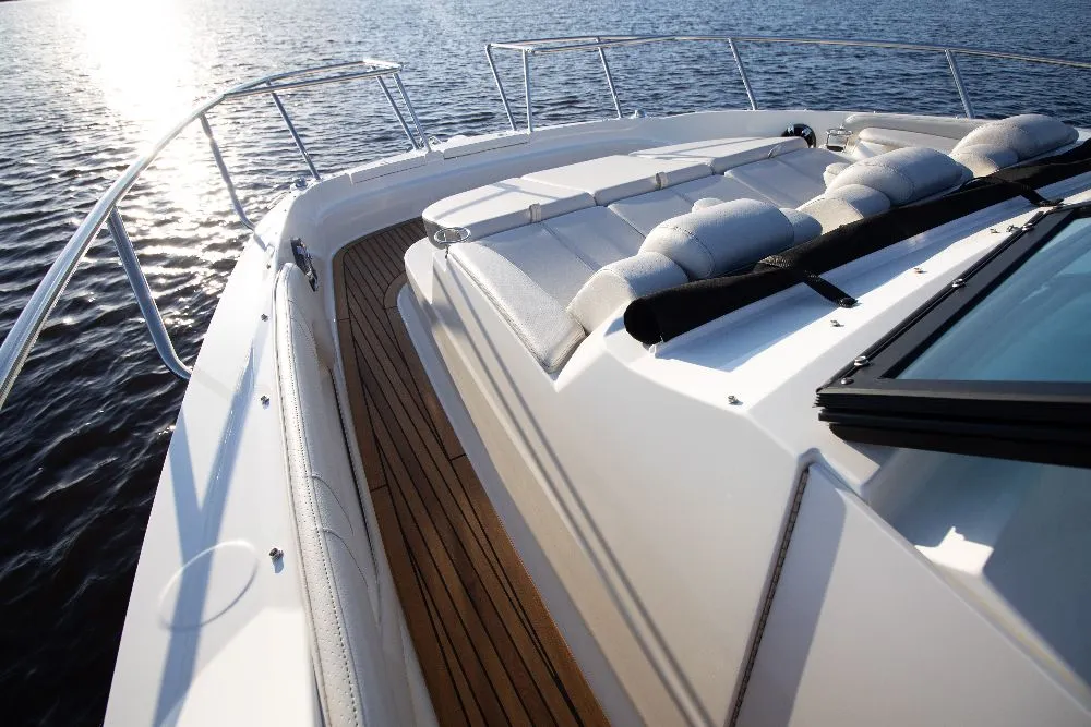 Sea Ray Sundancer 320