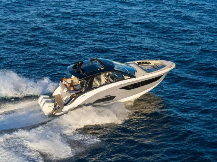 Sundancer 370 Outboard