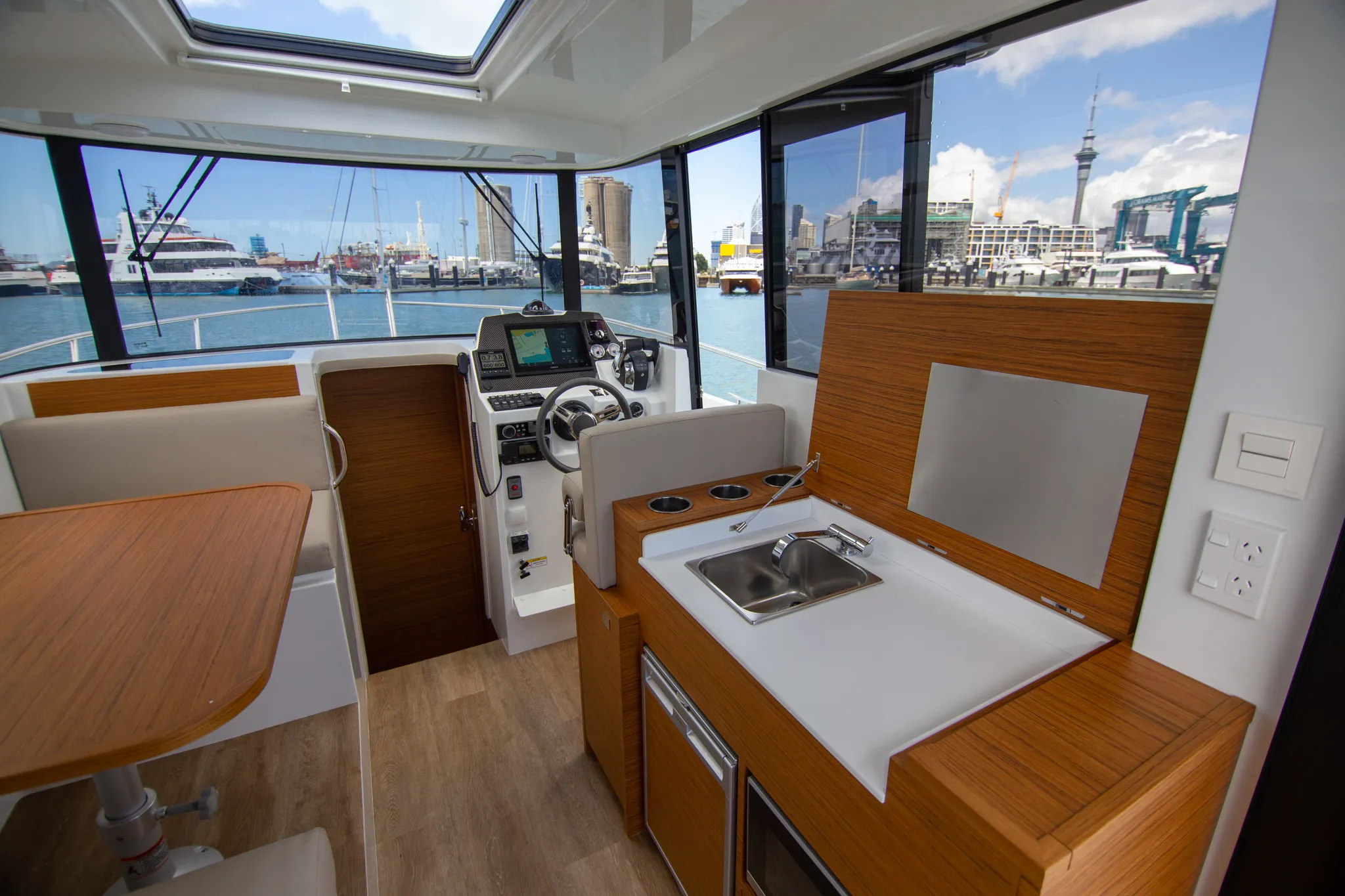 RODMAN 890 HT VENTURA