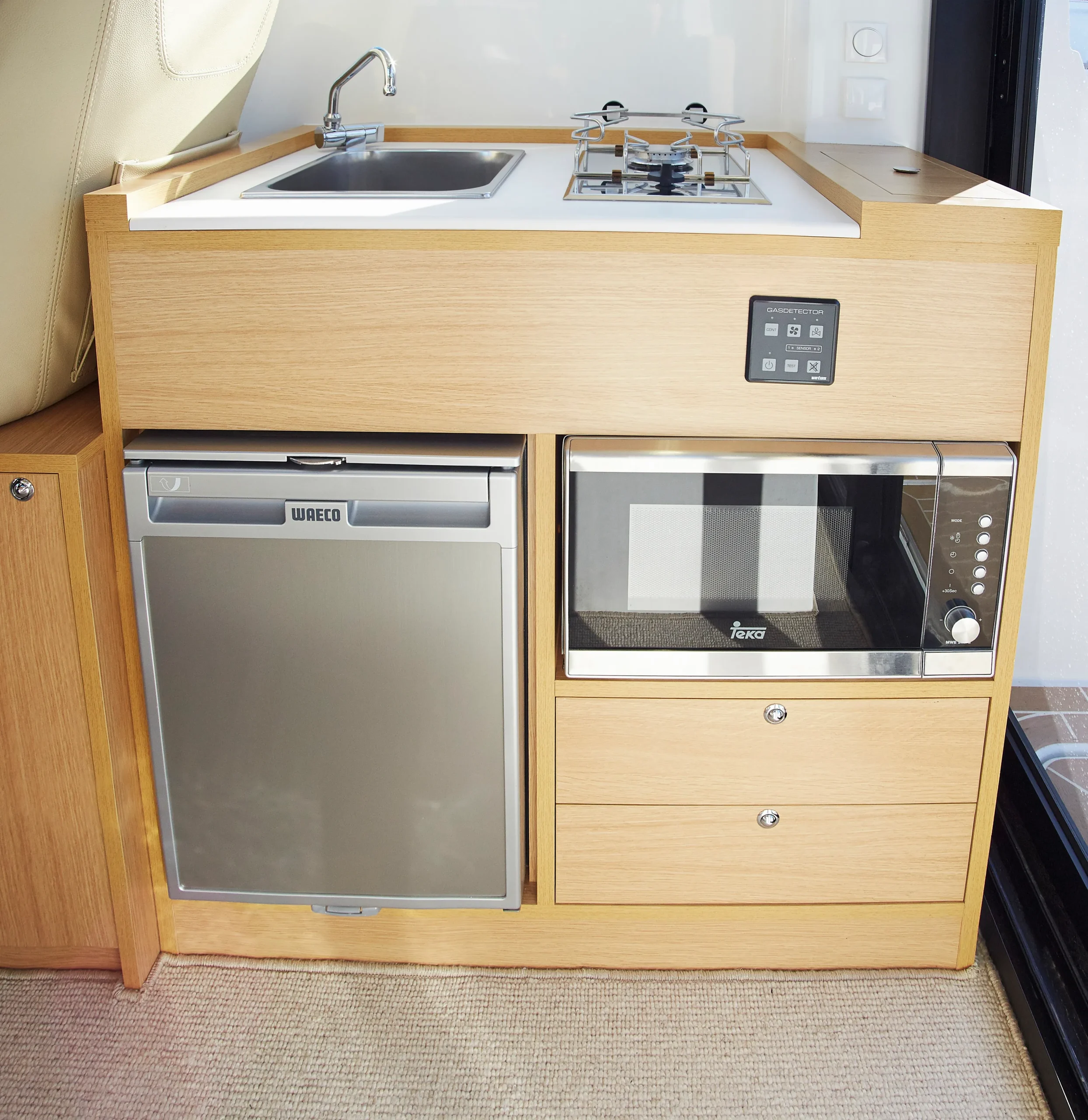 RODMAN 890 HT VENTURA