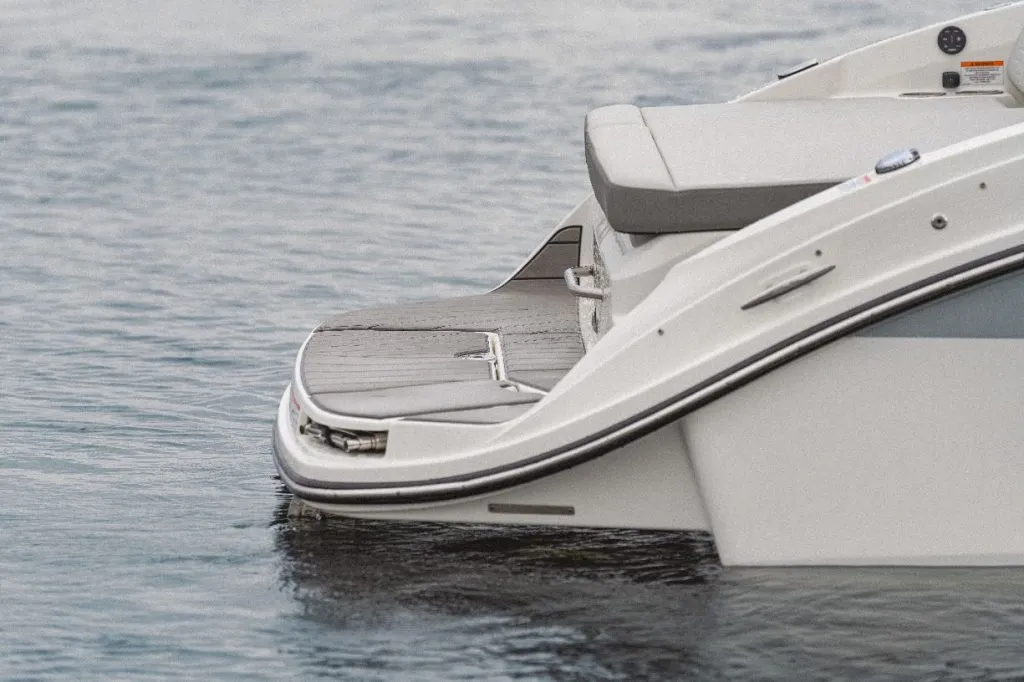 SEA RAY SDX 270 SURF