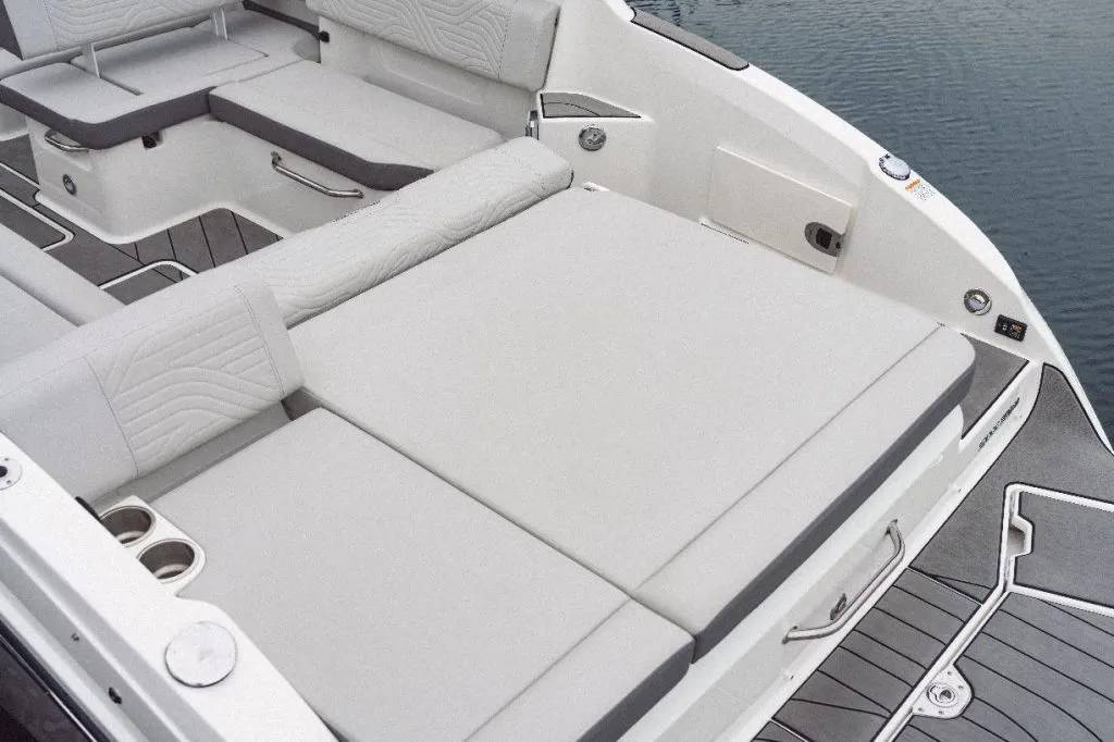 SEA RAY SDX 270 SURF