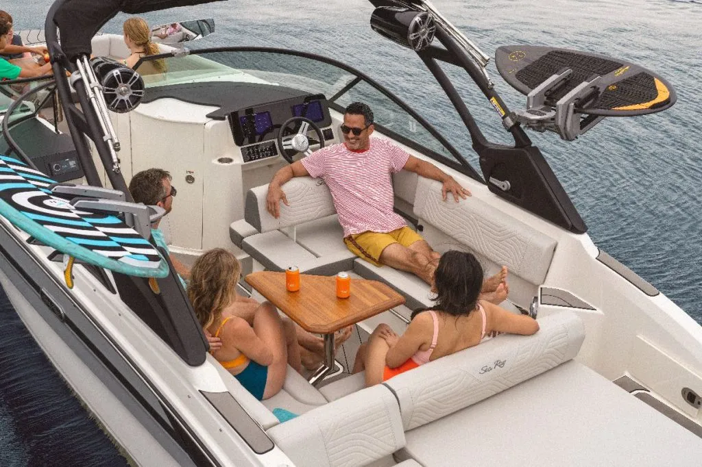 SEA RAY SDX 270 SURF